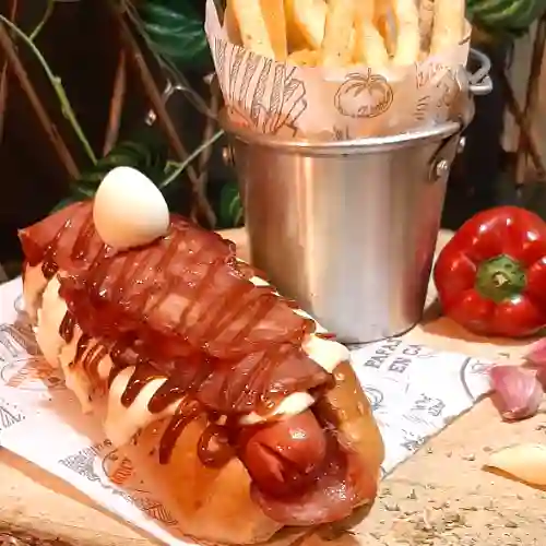 Perro Caliente Tocineta