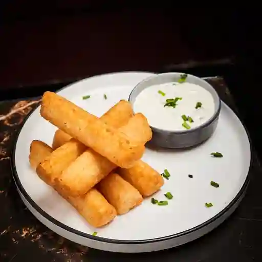 Croquetas de yuca frita