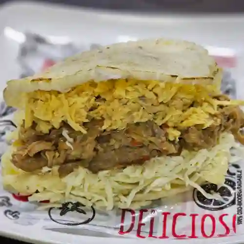 Arepa Paisa Mixta