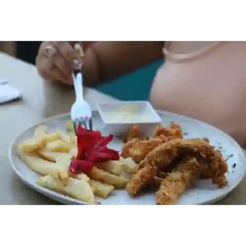 Strips de Pollo - Menu Infantil