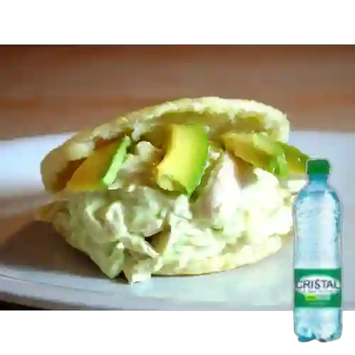 Combo Arepa de Reyna Pepiada +Agua C/Gas Cristal 600Ml