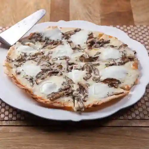 Pizza funghi