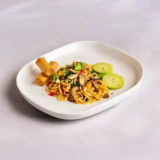 Pasta Yakimeshi Vegetariana