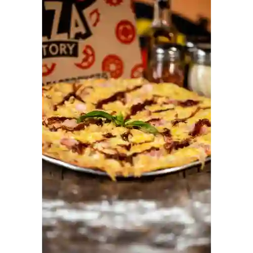 Pizza Pollo Cebolla Dulce Tocineta 30Cms