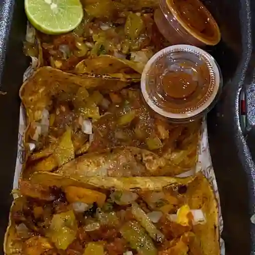 Tacos al pastor