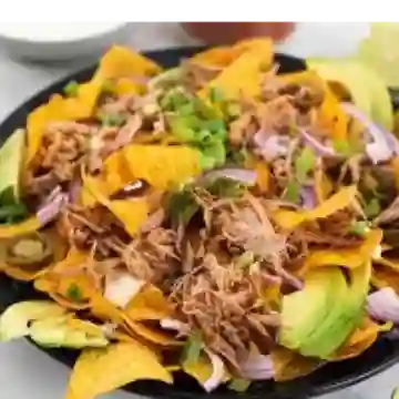 Nachos con Pulled Pork y Guacamole