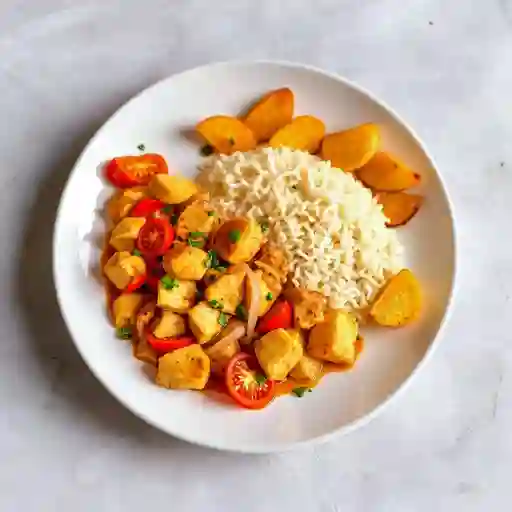 Saltado De Pollo