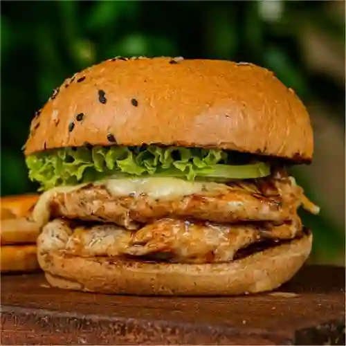 Hamburguesa Doble Pollo + Gaseosa