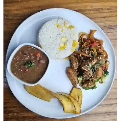 Chop Suey de Pollo