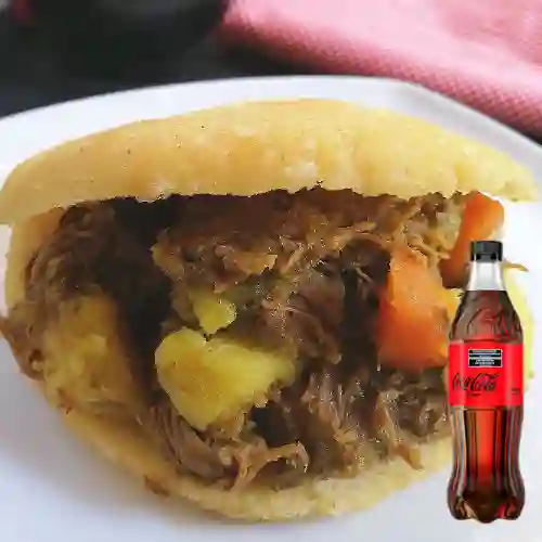 Combo Arepa Carne Guisada + Coca Cola Zero 500ml