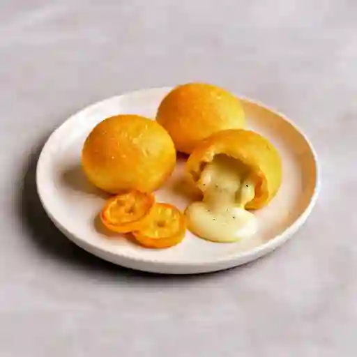 Bunuelo Mozzarella Y Bocadillo