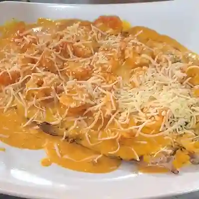 Trucha en Salsa de Camarones