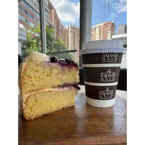Latte 9 Oz + Torta Reposteria