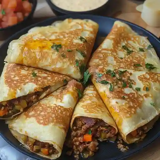 Crepe enrollado de carne