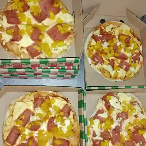 3 Pizzas 22cm x4 porciones c/u