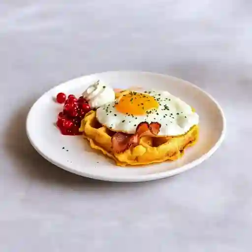 Waffle Tocineta y Huevo
