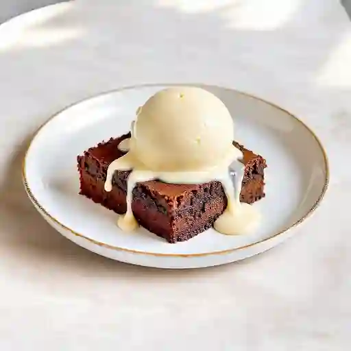 Brownie Con Helado