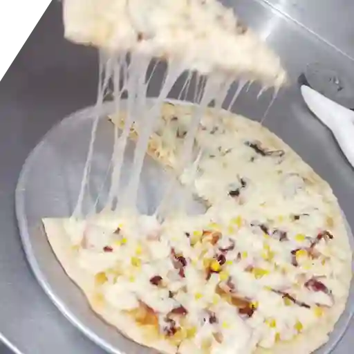 Pizza 30cm de 3 a 4 ingredientes