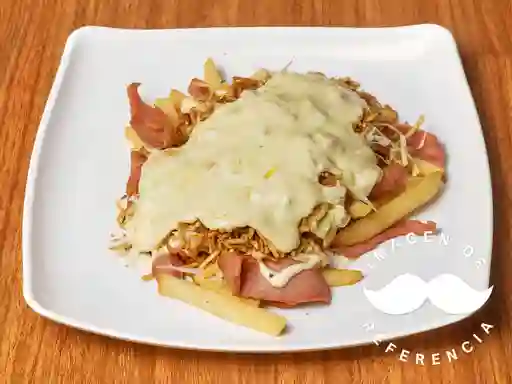 Salchipapas Gratinadas