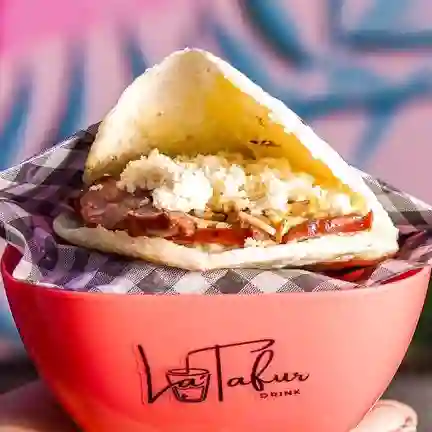 Arepa con Jamón