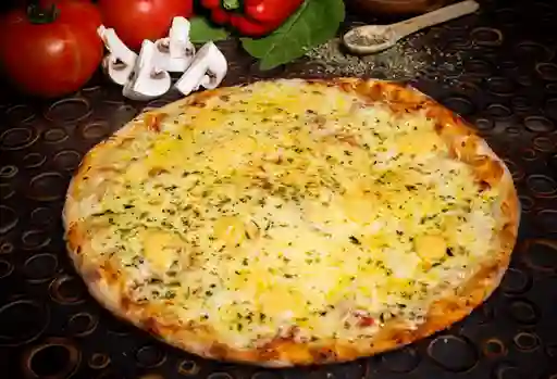 Pizza Tres Quesos