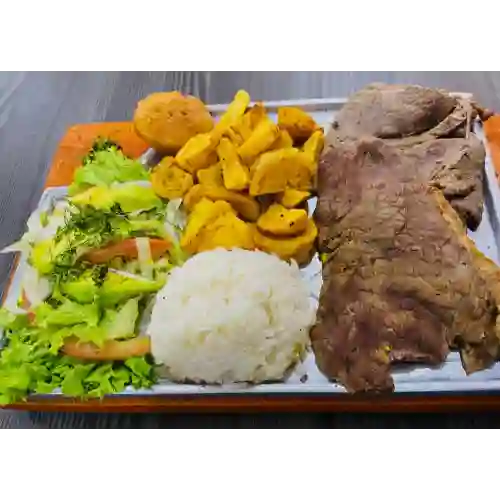 Bandeja de Carne Asada + Bebida