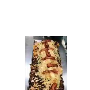 Salchipapa Carnavalera con Todo +Gaseosa