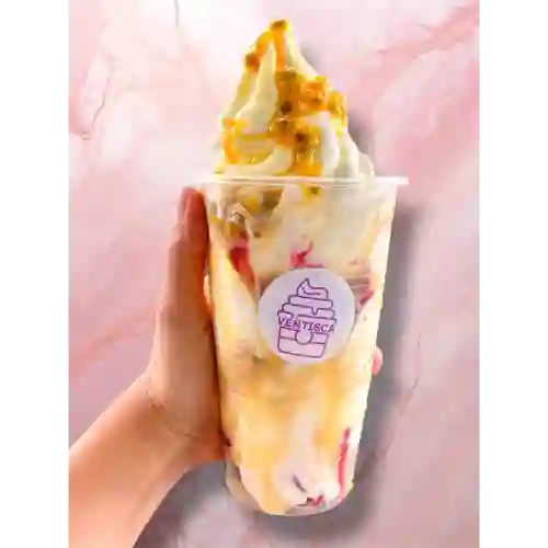 Fresas con Helado 22 Oz 3 Toppings