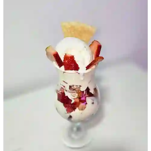 Fresas con Crema con Helado