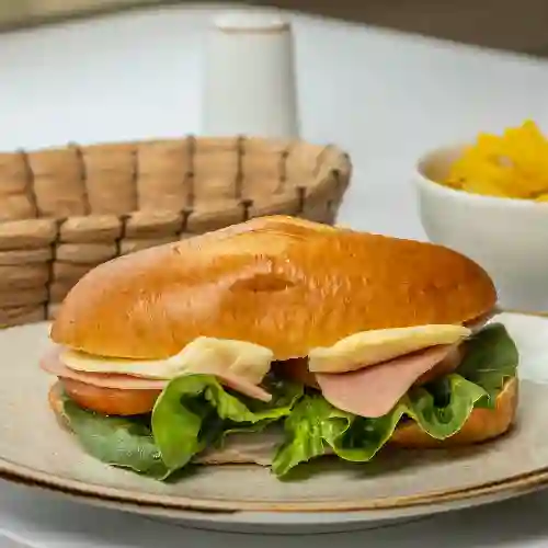 Sándwich de Pernil