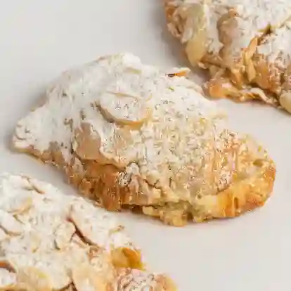 Croissant de almendras