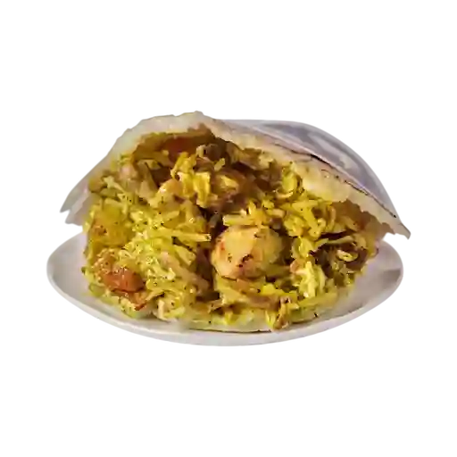 Arepa de Pollo y Lomo Fino