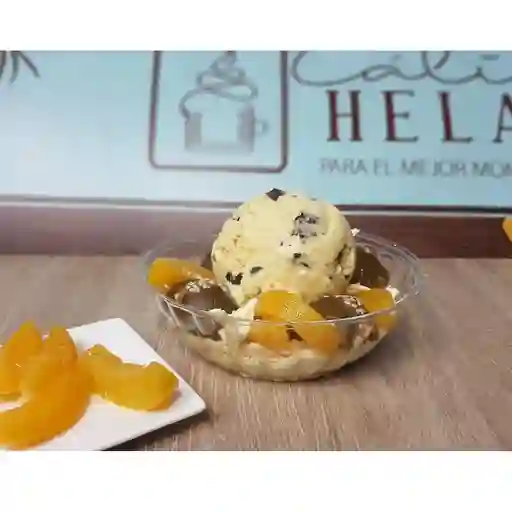 Brevas y Durazno con Helado y Queso