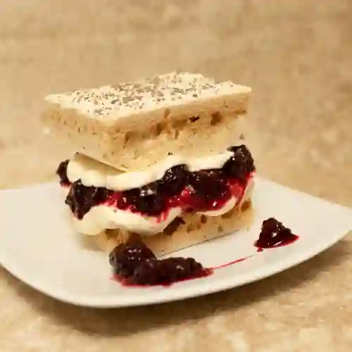 Medio Merengón de Mora