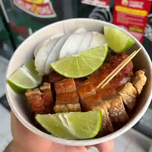 Chicharrón carnudo