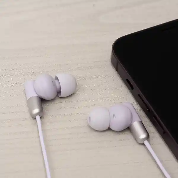 Audífonos Tipo C Serie Life is For Fun Morado Mod Pa242C Miniso