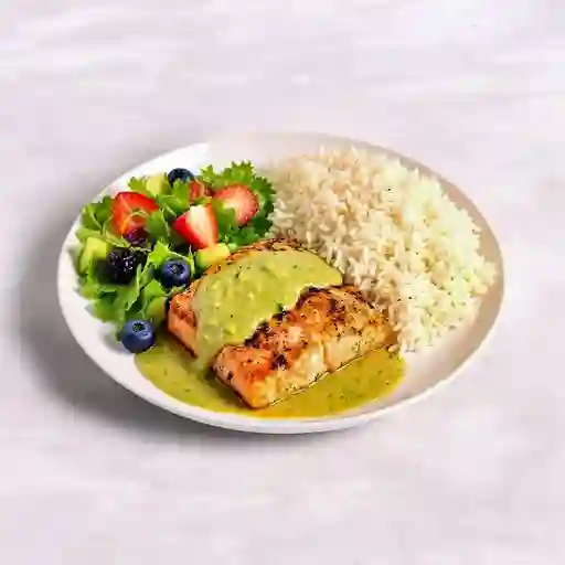 Salmon Con Salsa De Aguacate
