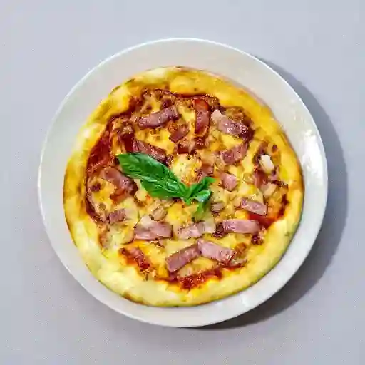 Pizza de Tocineta con Queso