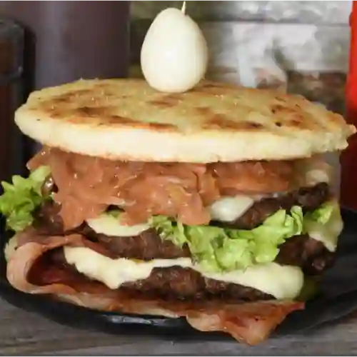 Arepa Burger Triple
