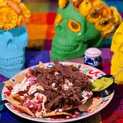 Chilaquiles de Birria con Concomé