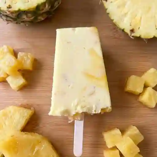 Helado de piña calada