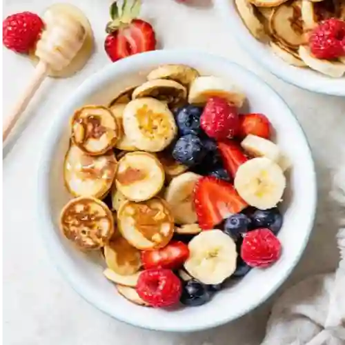 Bowl Mini Pancakes con Fruta