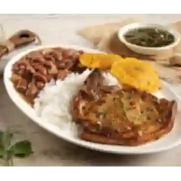 Chuleta Asada en Salasa de Chimichurri