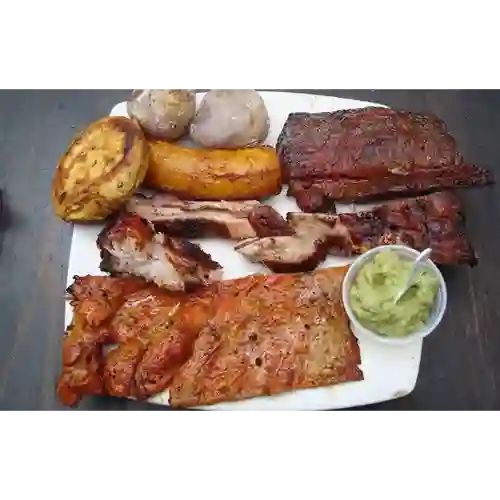 Mixta Tres Carnes