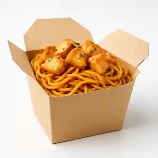 Media Caja de Espaguetis con Pollo