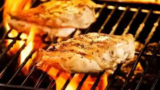 Pechuga de Pollo Al Carbon