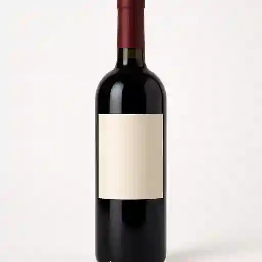 Botella de Vino Tinto de la Casa