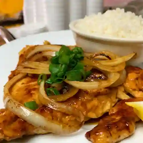 Pechuga 200 gr Encebollado