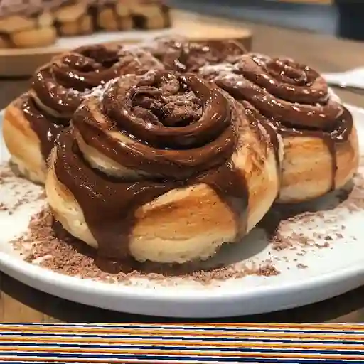 Nutella cinnamon roll