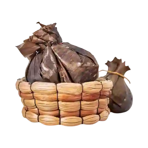 Típico Tamal Tolimense Pollo y Carne